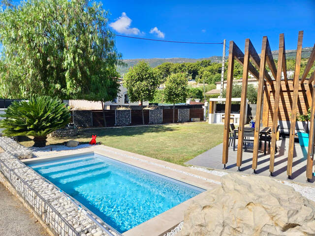 Magnifique villa 4 pièces avec piscine à Carros — photo du bien