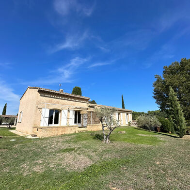 Maison 5 pièces 2449 €