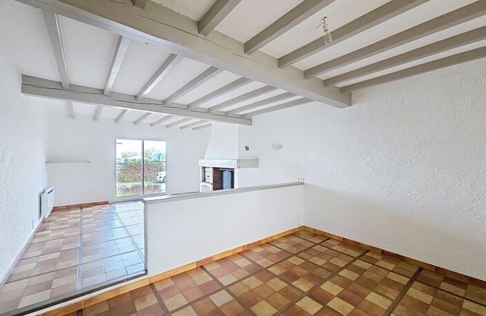 Maison de plain-pied avec dépendances  Villeneuve-la-Comptal  Idéale artisan ou projet évolutif — photo 2