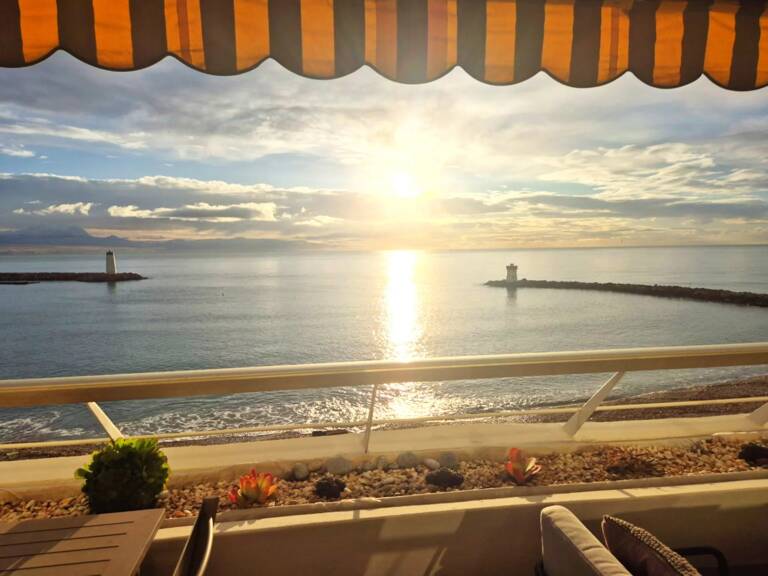 EXCLUSIVITE 3 PIECES PIEDS DANS L EAU AMIRAL — photo 1