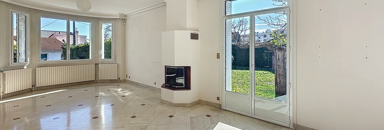 Maison 8 Pièces 188 m² à vendre à Clermont-Ferrand (63100)