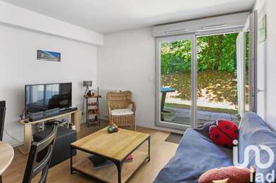 Appartement 3 pièces 218600 €