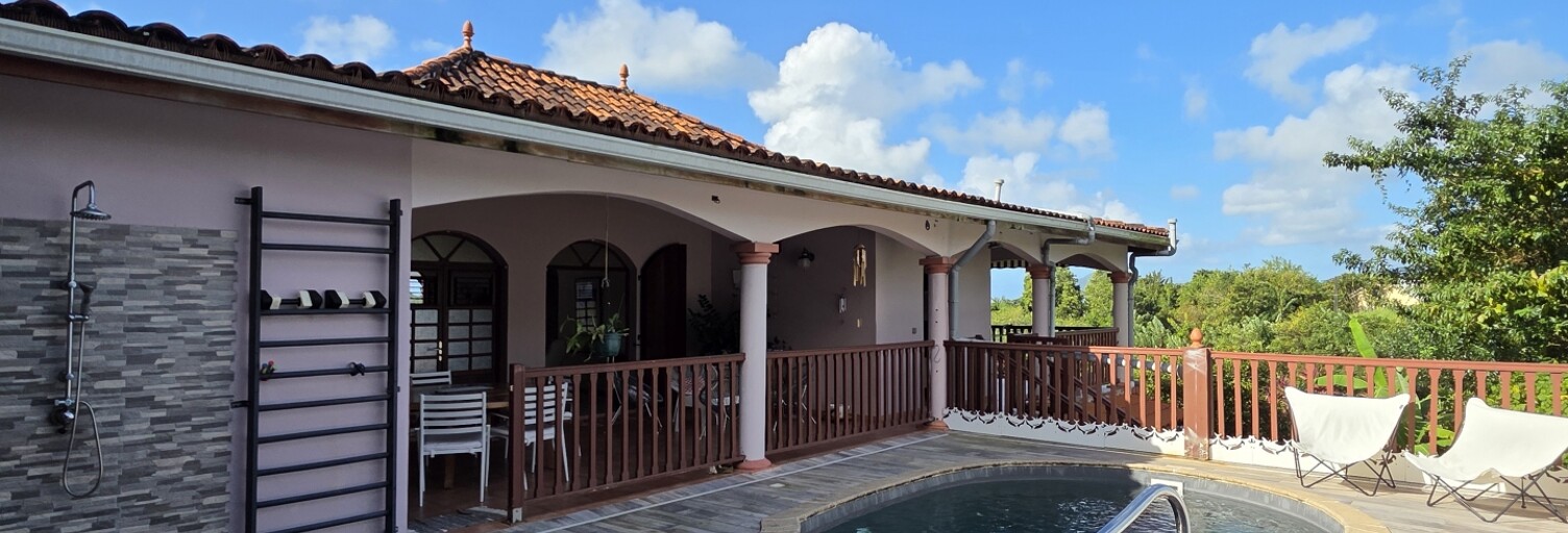 Maison 5 Pièces 120 m² à vendre à Sainte-Luce (97228)