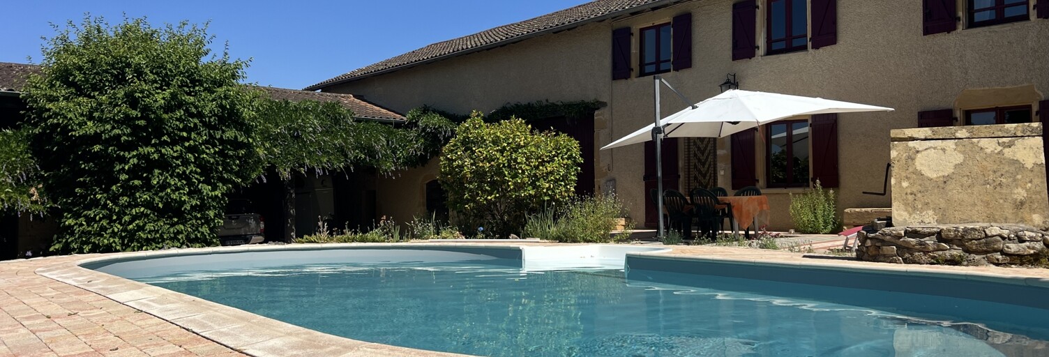 Maison 9 Pièces 241 m² à vendre à Saint-Bonnet-de-Cray (71340)