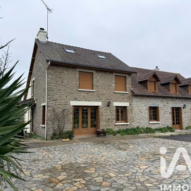 Maison 10 pièces 245000 €