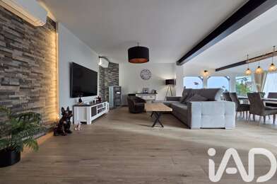 Maison 5 pièces 374000 €