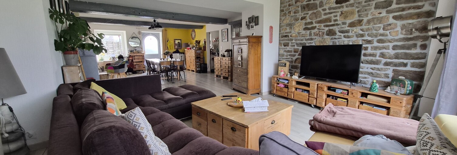 Maison 5 Pièces 121 m² à vendre à Val-d'Izé (35450)