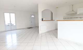 Maison 4 Pièces 90 m² à vendre à Saint-Cyr-du-Doret (17170)