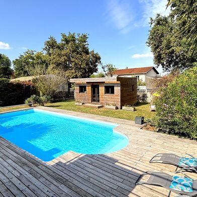 Maison 9 pièces 695000 €