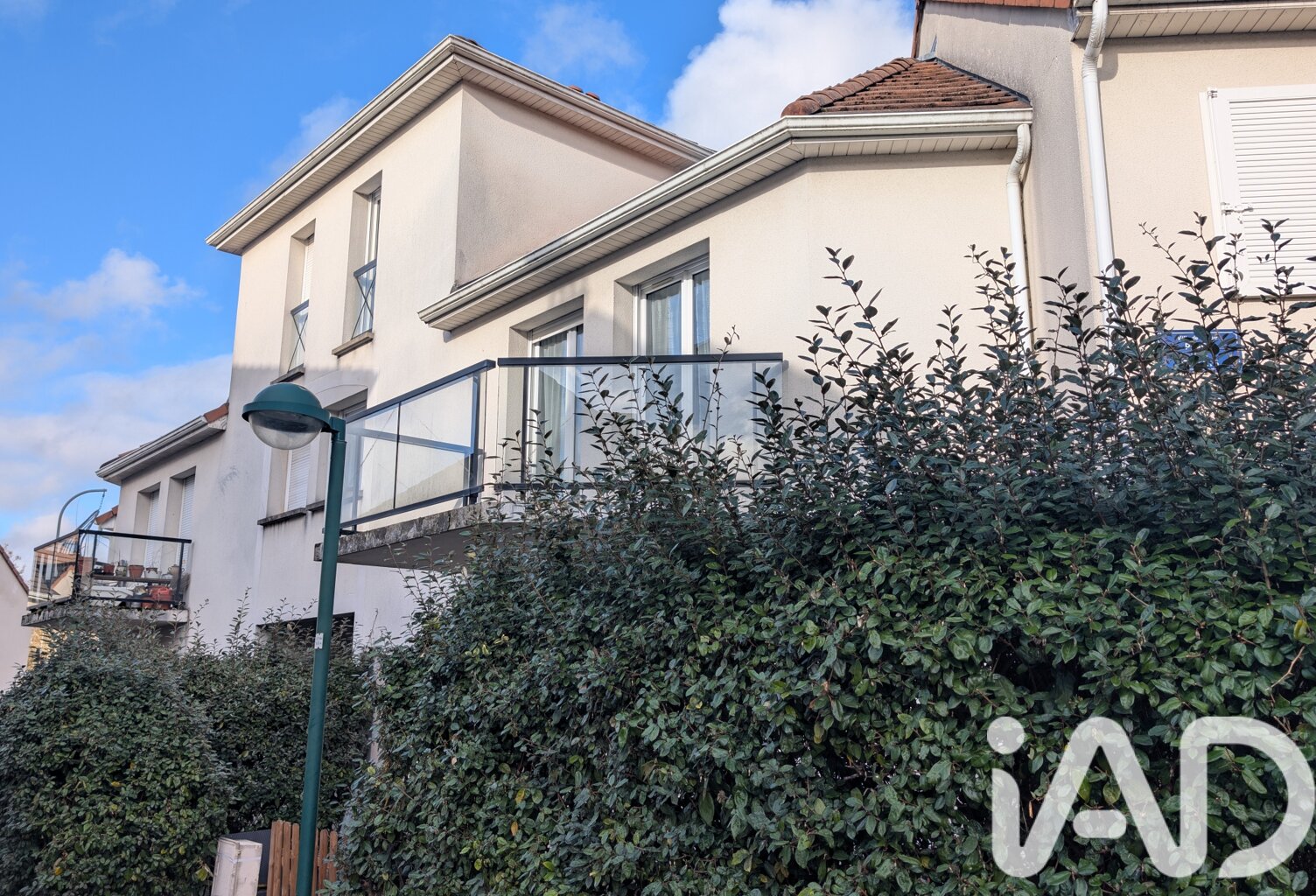 Vente Triplex 2 pièces — photo 1