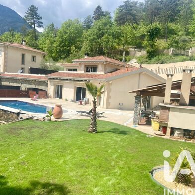 Maison 5 pièces 549000 €