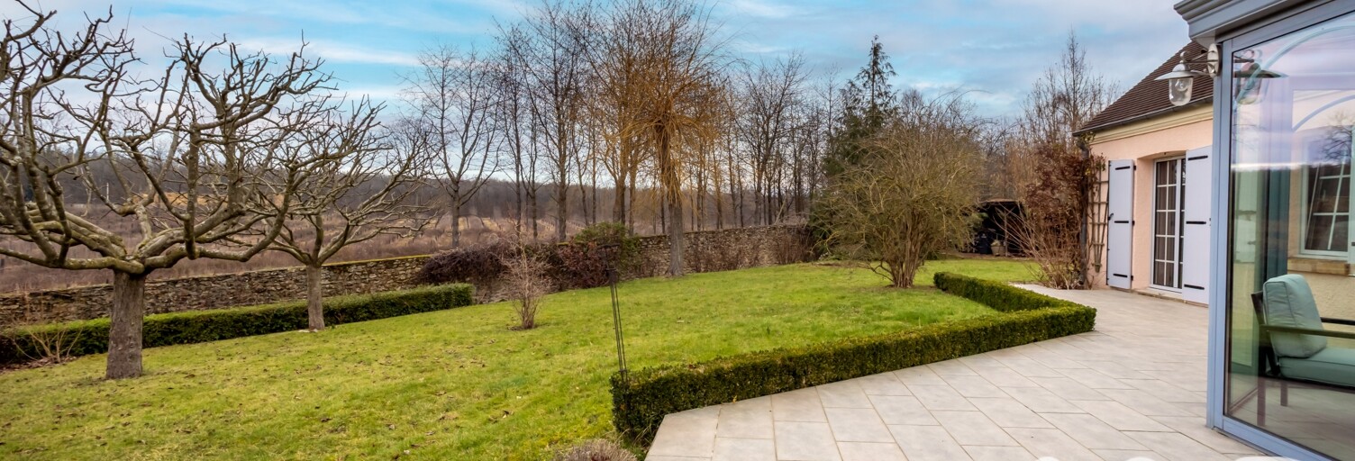 Maison 8 Pièces 206 m² à vendre à Marolles-en-Brie (94440)