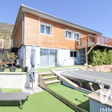 Maison 8 pièces 340000 €