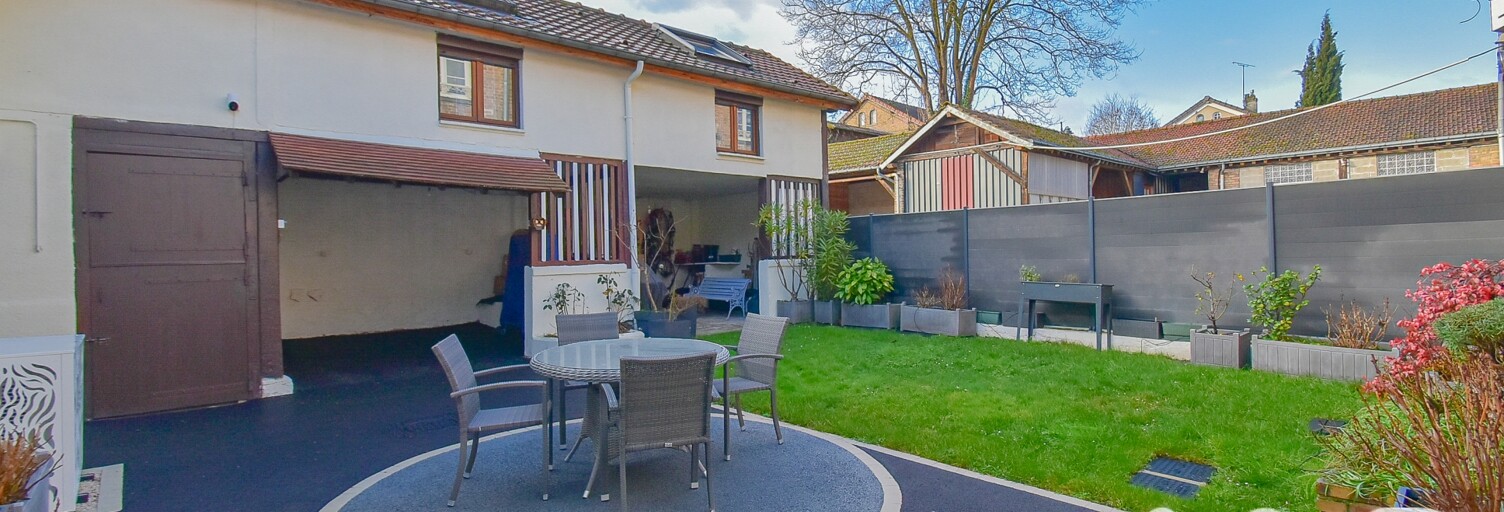 Maison 9 Pièces 143 m² à vendre à Noisiel (77186)