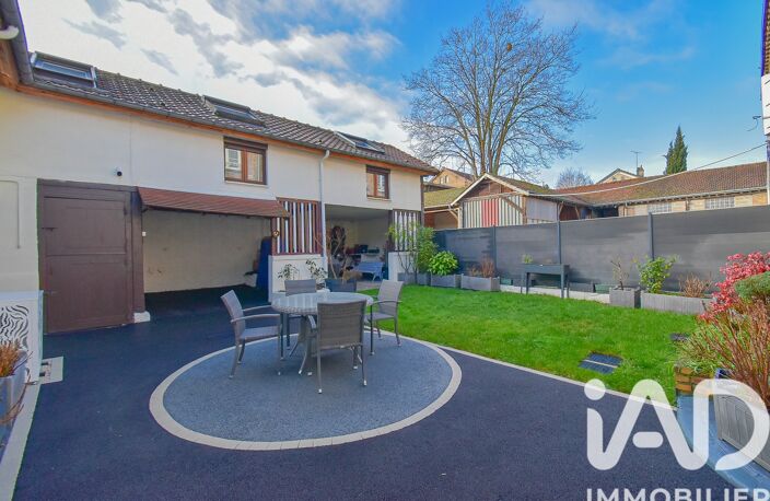 Vente Maison traditionnelle 9 pièces — photo 2