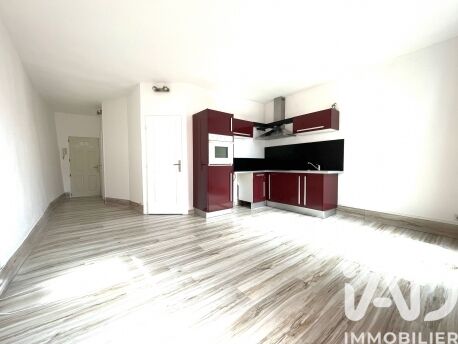 Corbeil-Essonnes - 38m² - 2p. - 1ch.