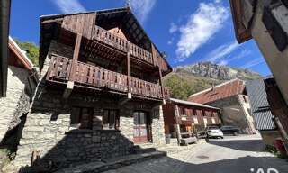 Commerce  251 m² à vendre à Saint-Christophe-en-Oisans (38520)