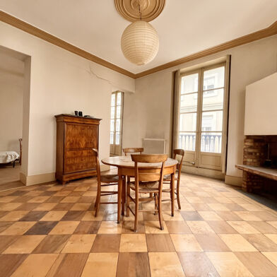 Appartement 4 pièces 200000 €