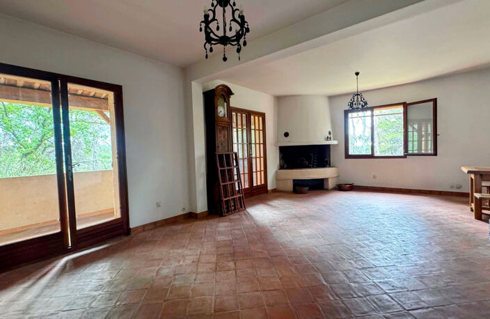 Villa à vendre, villa 5 pièces de 145 m2 sur 5866 m2 — photo 3