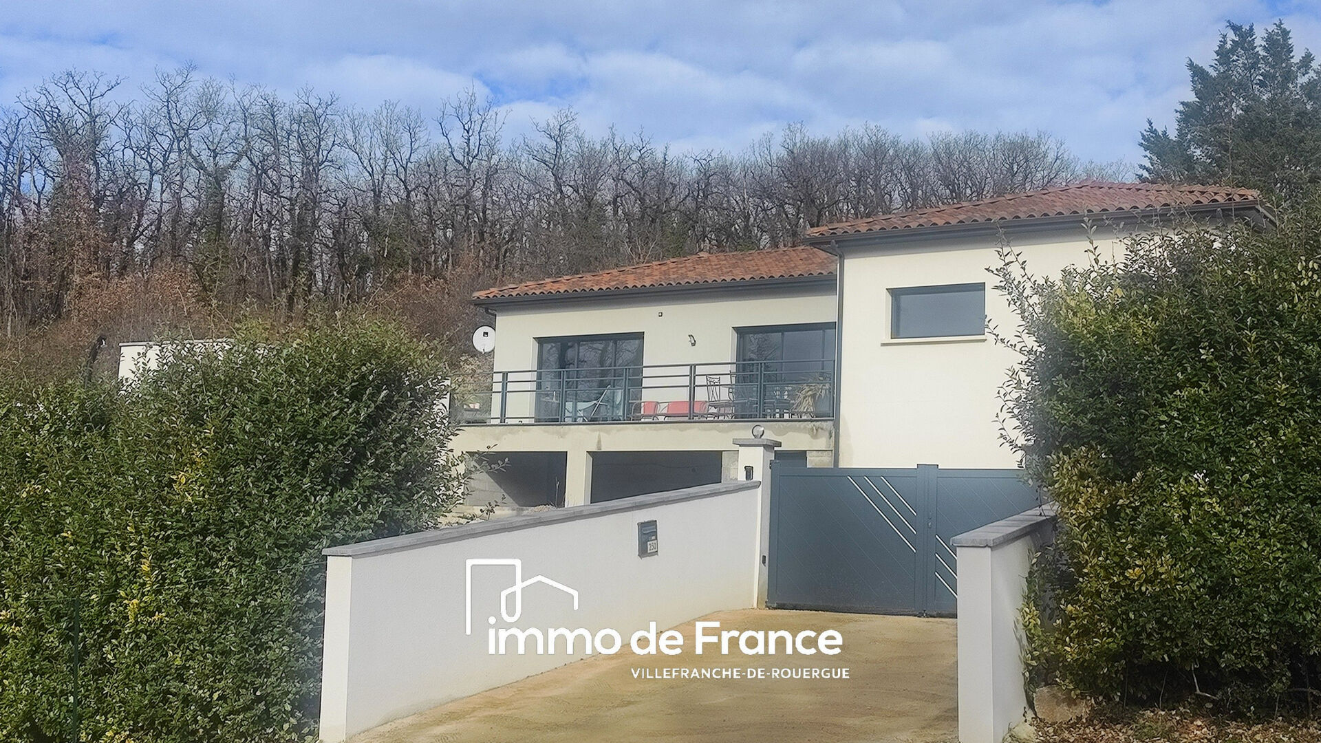 Villa / Maison  T4 à vendre Villefranche-de-Rouergue 12200
