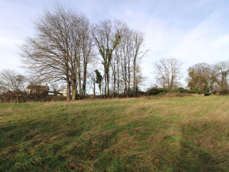 Terrain  à bâtir de 1825 m2 — photo 1