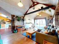MAISON EN PIERRE PLAIN-PIED 4 CHAMBRES + BUREAU + DEPENDANCES + JARDIN — photo 4