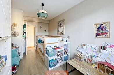 Appartement 5 pièces 329700 €