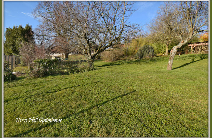 TERRAIN A BATIR DE 681 M² - VUE DEGAGEE — photo 3