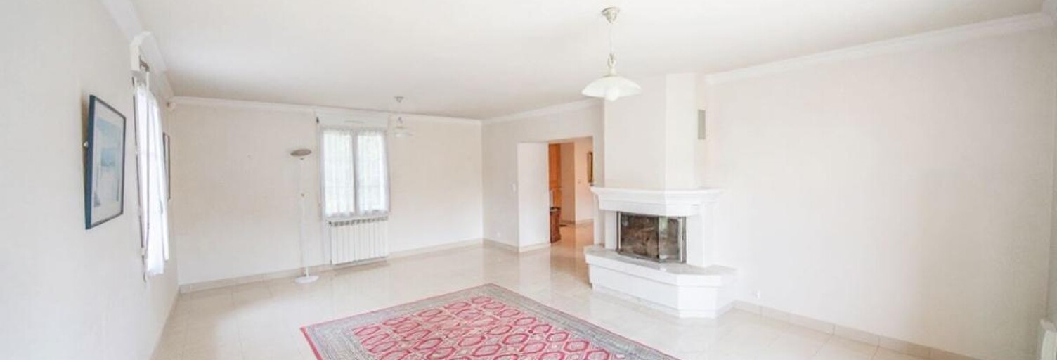 Maison 5 Pièces 165 m² à vendre à Saint-Rivoal (29190)