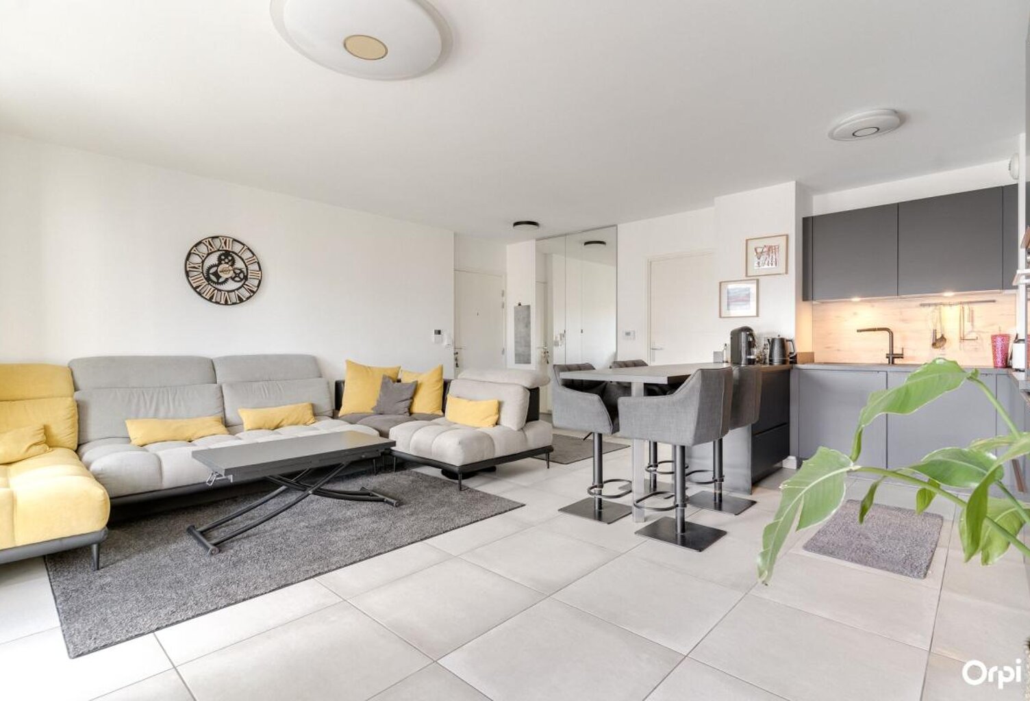 T3 – Terrasse 12 m² – Marseille 13009 – Mazargues -Tassigny — photo 1