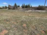 SAINT CHRISTOL (84) - Terrain constructible de 1200 m² — photo 3