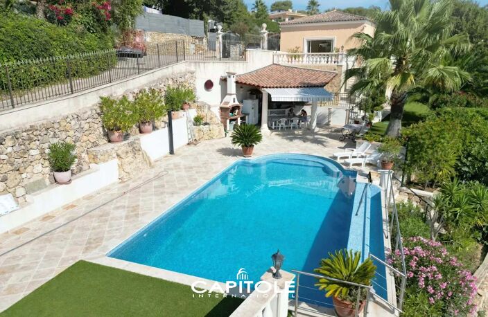 Vallauris - Splendide villa familiale de  348 m² de 10 pieces of — photo 3