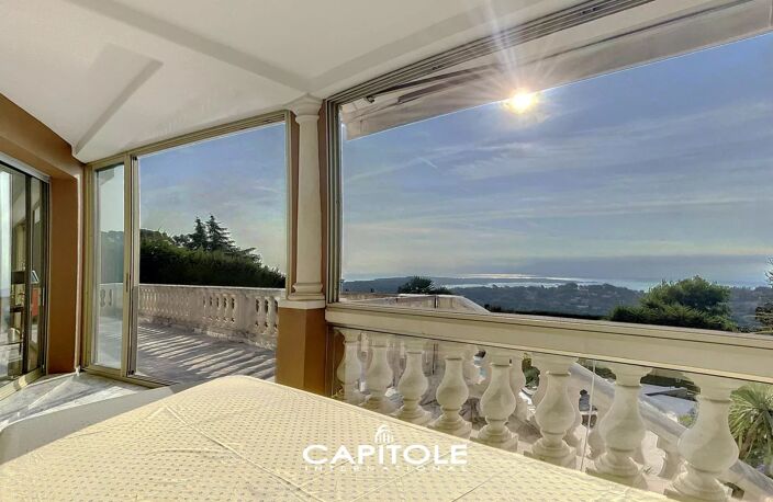 Golfe Juan, villa provençale d'environ 400 m² de 8 pièces  en po — photo 2