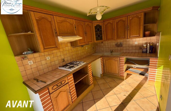 Maison avec jardin SANS VIS-À-VIS – centre village – 2 ch + bureau — photo 4