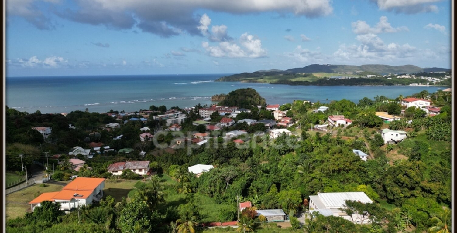 A vendre Terrain de 2822m² avec vue mer - La crique - TRINITE — photo 1