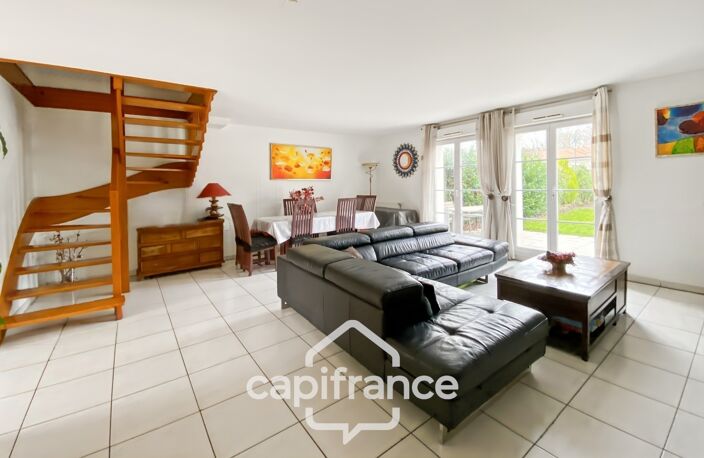 Maison à vendre  8 pièces – 6 chambres – 141 m² – Terrasse - Jardin - Garage — photo 2