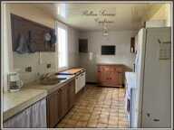 Maison familiale à rénover avec grand terrain arboré — photo 4