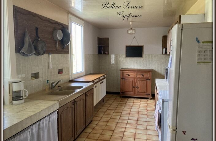 Maison familiale à rénover avec grand terrain arboré — photo 4