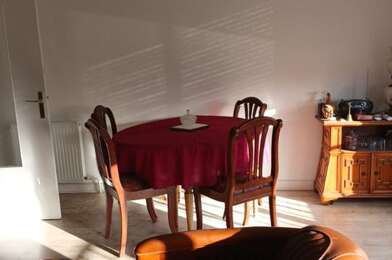 Appartement 4 pièces 900 €