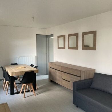 Appartement 3 pièces 650 €