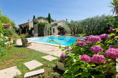 Maison 6 pièces 639400 €