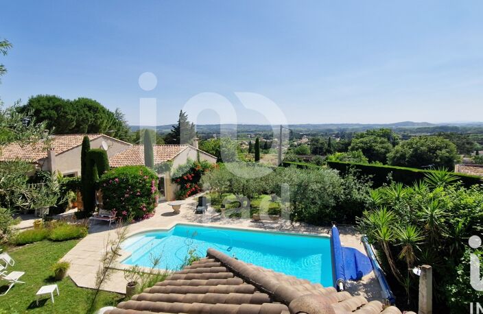 Vente Maison/villa 6 pièces — photo 2