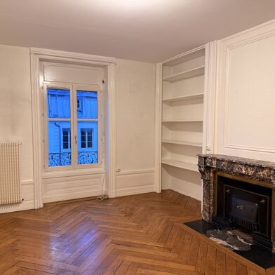 Appartement 2 pièces 1145 €