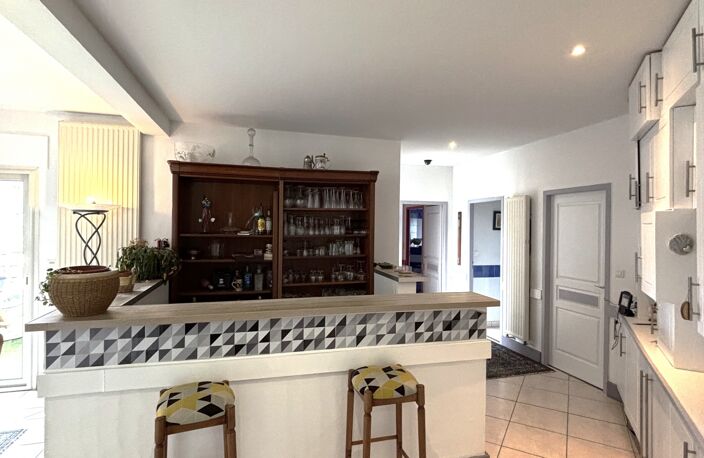 Vente Maison traditionnelle 6 pièces — photo 3
