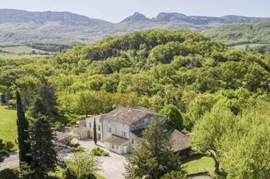 Maison 24 pièces 1760000 €