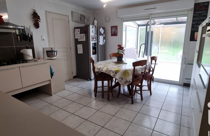 Vente Maison/villa 4 pièces — photo 2