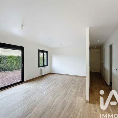 Maison 3 pièces 242000 €