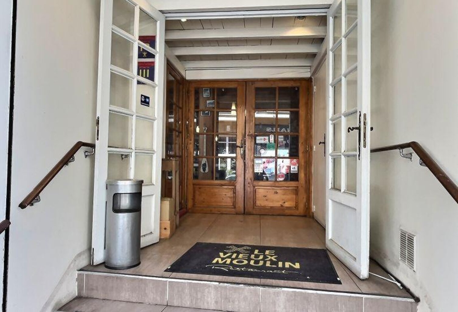 Vente Restaurant 250 m&sup2; — photo 1