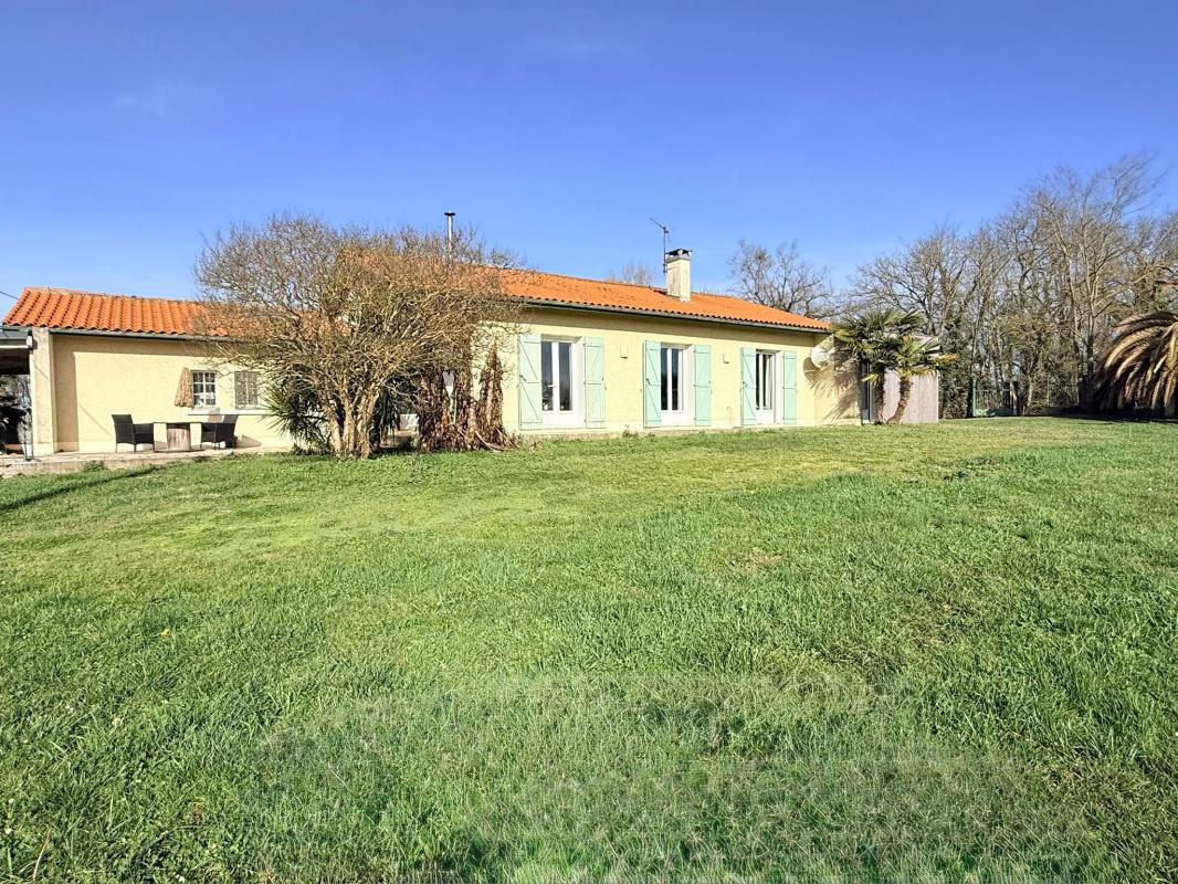 Villa / Maison  T5 à vendre Aire-sur-l'Adour 40800