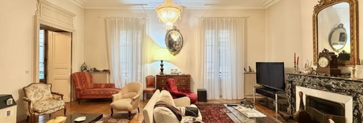 Appartement 7 Pièces 195 m² à vendre à Nîmes (30000)